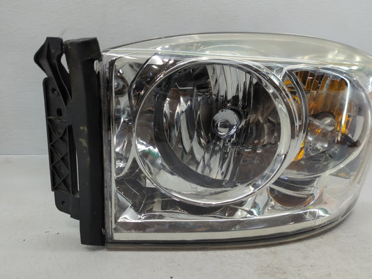 2007 Dodge Ram 1500 Passenger Right Oem Head Light Headlight Lamp