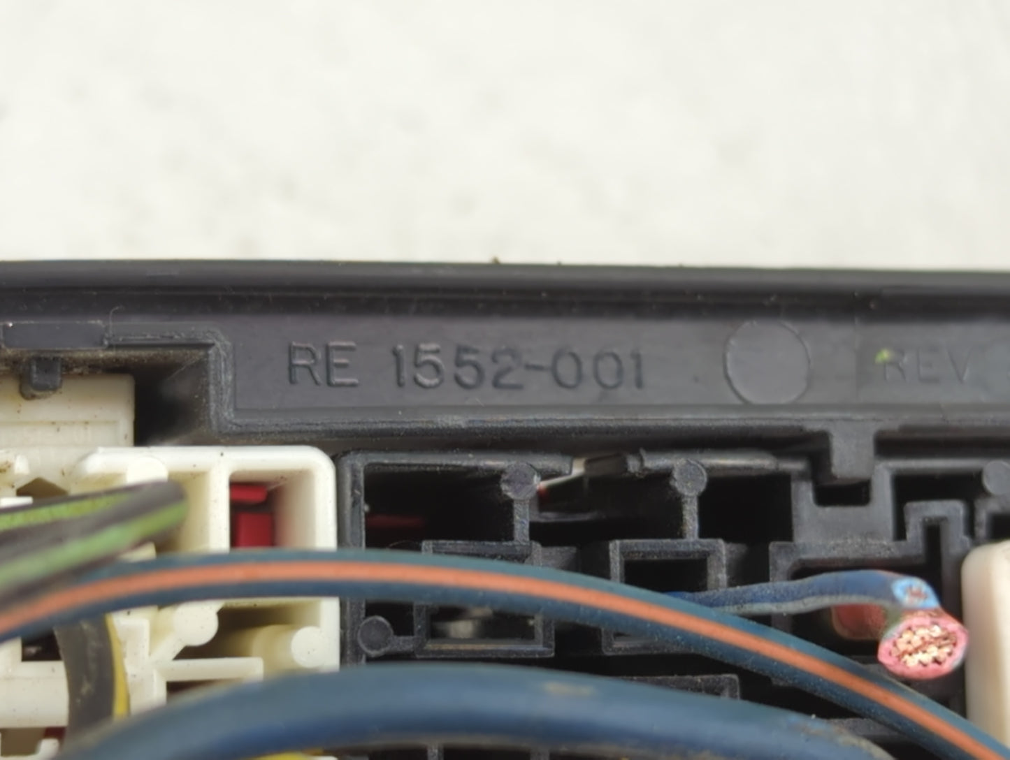 2005-2008 Ford E-150 Fusebox Fuse Box Panel Relay Module Fits Fits 2005 2006 2007 2008 OEM Used Auto Parts - Oemusedautopart