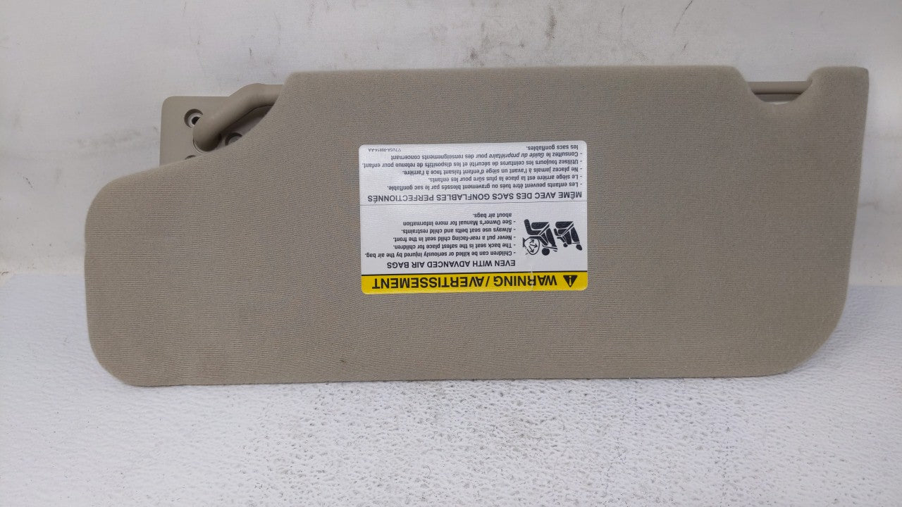 2007-2010 Ford Edge Sun Visor Shade Replacement Passenger Right Mirror Fits Fits 2007 2008 2009 2010 OEM Used Auto Parts - O