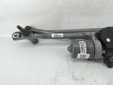 2007 Ford Expedition Front Windshield Wiper Motor P/N:W000009666 Fits Fits 2002 2003 2004 2005 2006 OEM Used Auto Parts