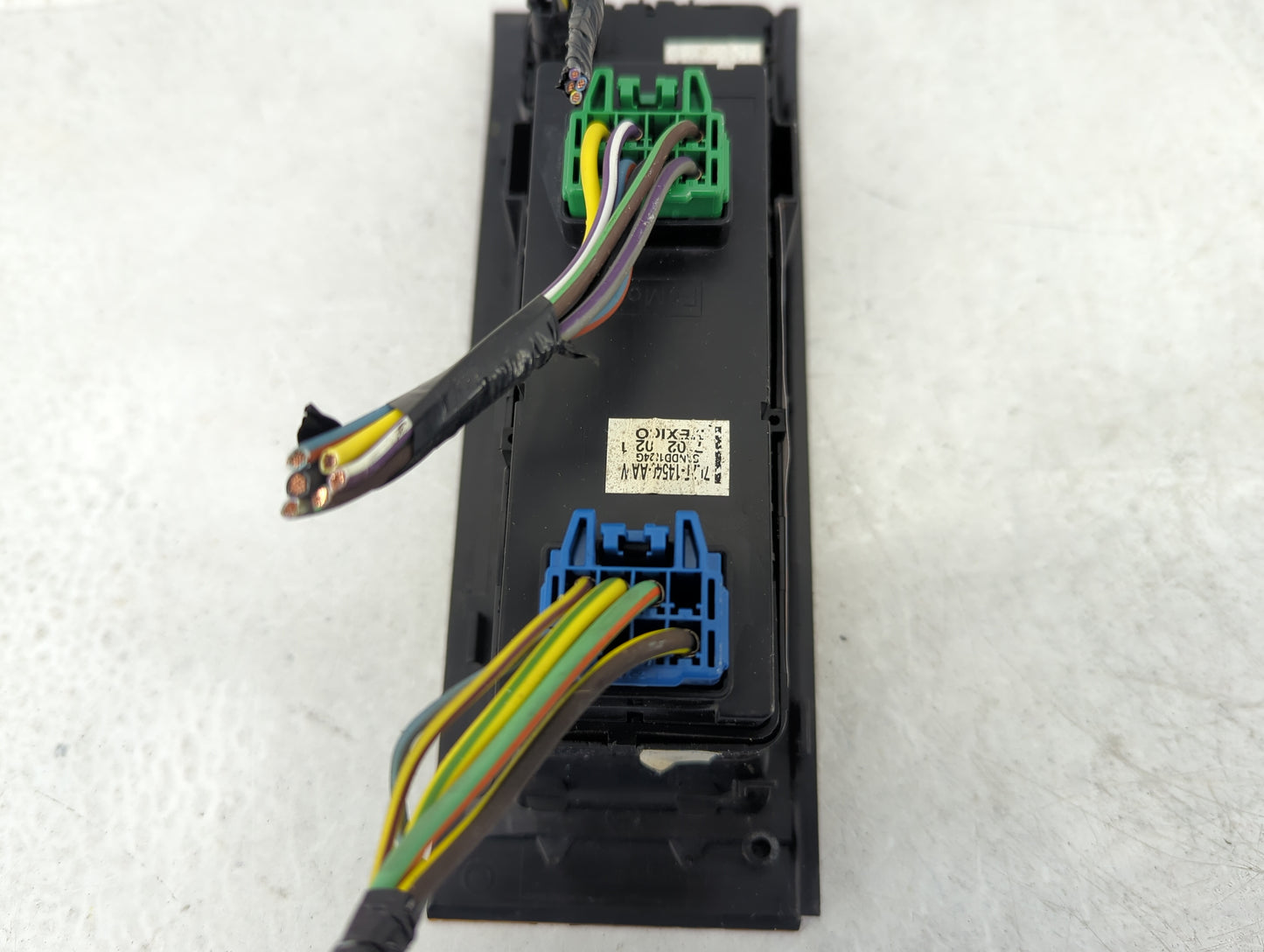 2006-2007 Ford Explorer Master Power Window Switch Replacement Driver Side Left Fits Fits 2006 2007 2008 2009 2010 OEM Used