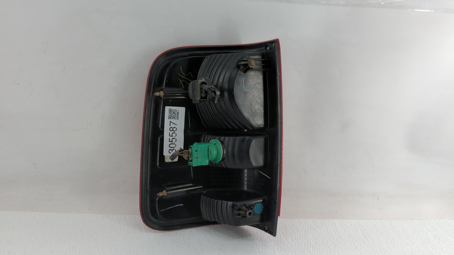 2004-2008 Ford F-150 Tail Light Assembly Passenger Right OEM P/N:6L34-13B504-B 8L34-13404-AA Fits Fits 2004 2005 2006 2007 2