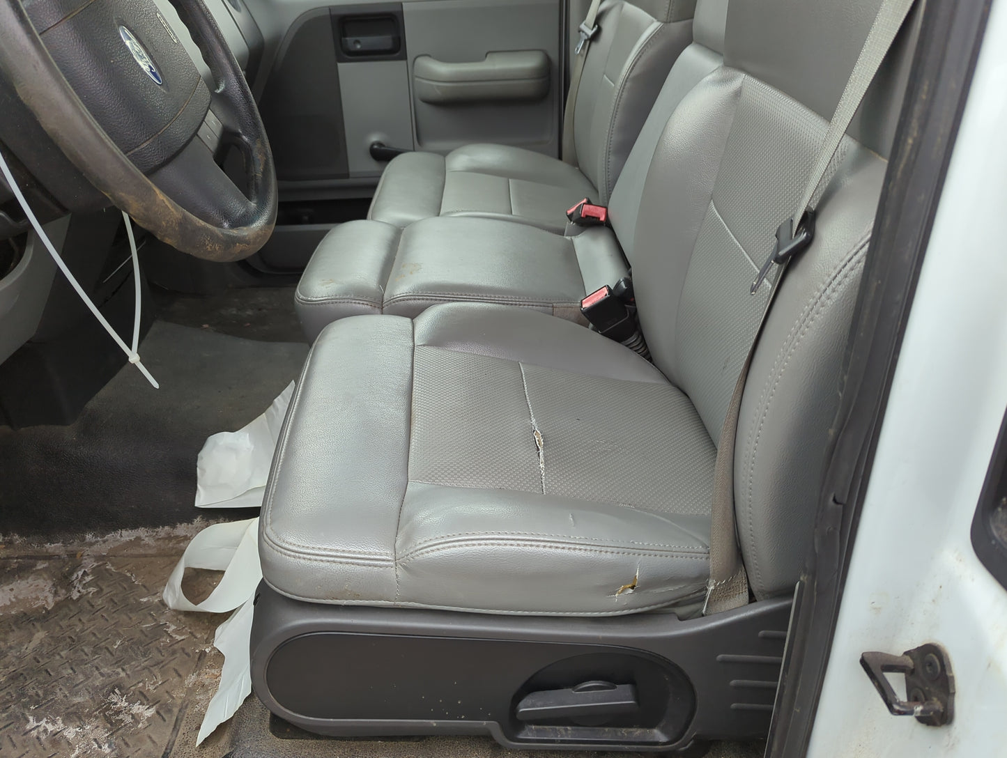 2004-2008 Ford F-150 Driver Front Seat Oem - Oemusedautoparts1.com