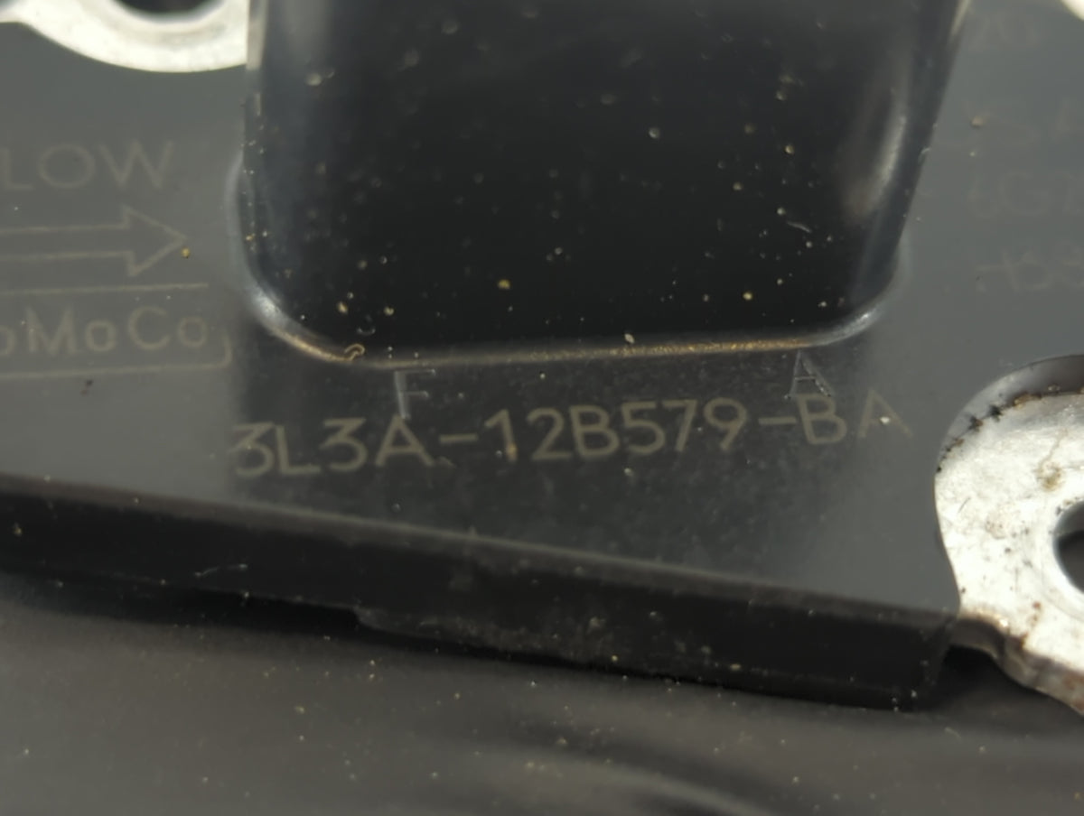 2004-2005 Ford F-150 Mass Air Flow Meter Maf Sensor 658935 - Oemusedautoparts1.com