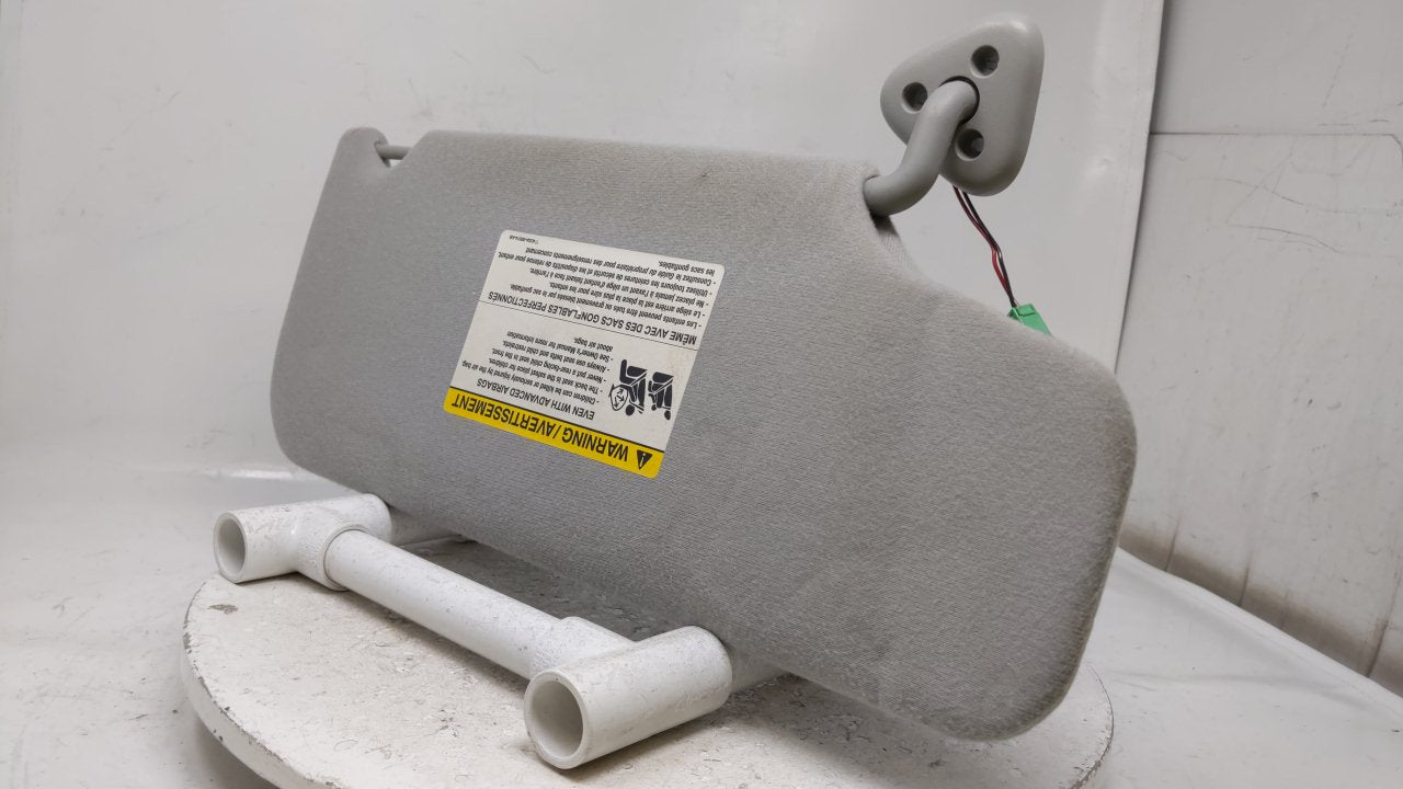 2005-2007 Ford Five Hundred Sun Visor Shade Replacement Driver Left Mirror Fits Fits 2005 2006 2007 OEM Used Auto Parts - Oe