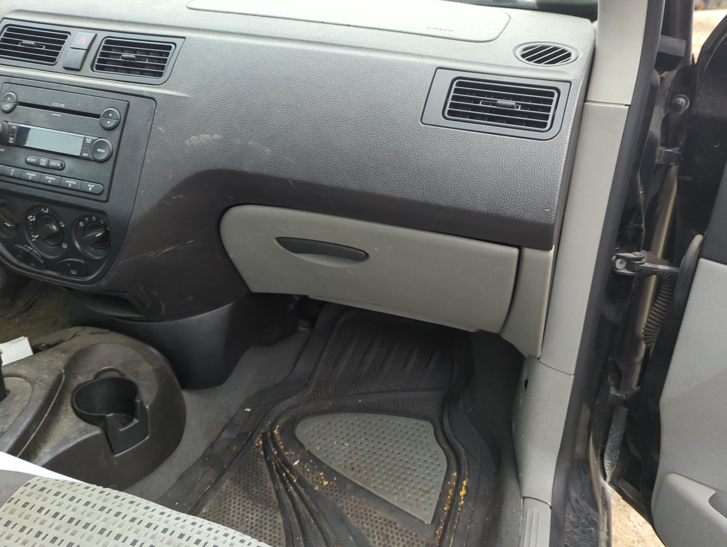 2007 Ford Focus Passenger Glove Box Door Storage Compartment - Oemusedautoparts1.com