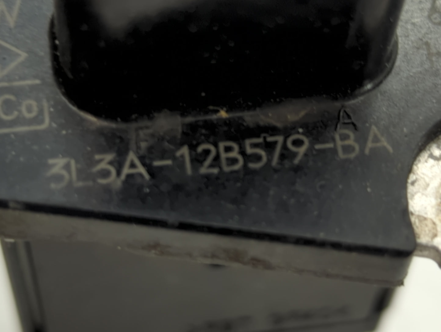 2004-2007 Ford Freestar Mass Air Flow Meter Maf - Oemusedautoparts1.com