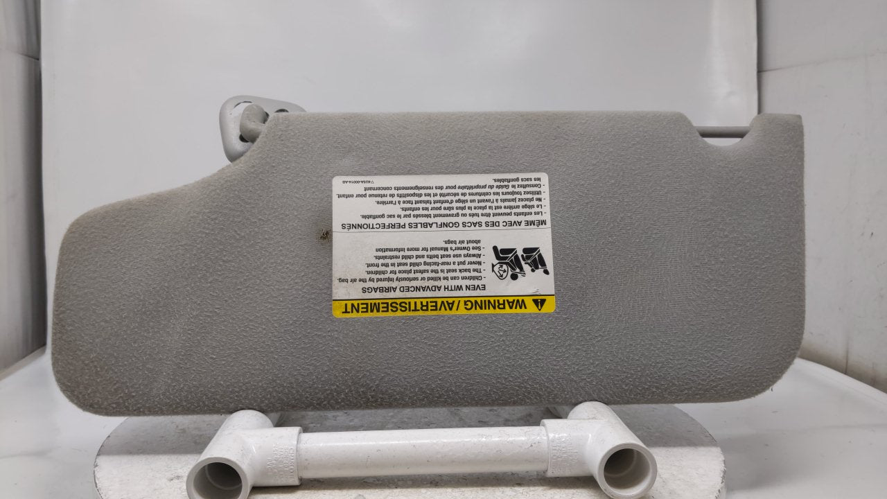 2007 Ford Freestyle Sun Visor Shade Replacement Passenger Right Mirror Fits OEM Used Auto Parts - Oemusedautoparts1.com