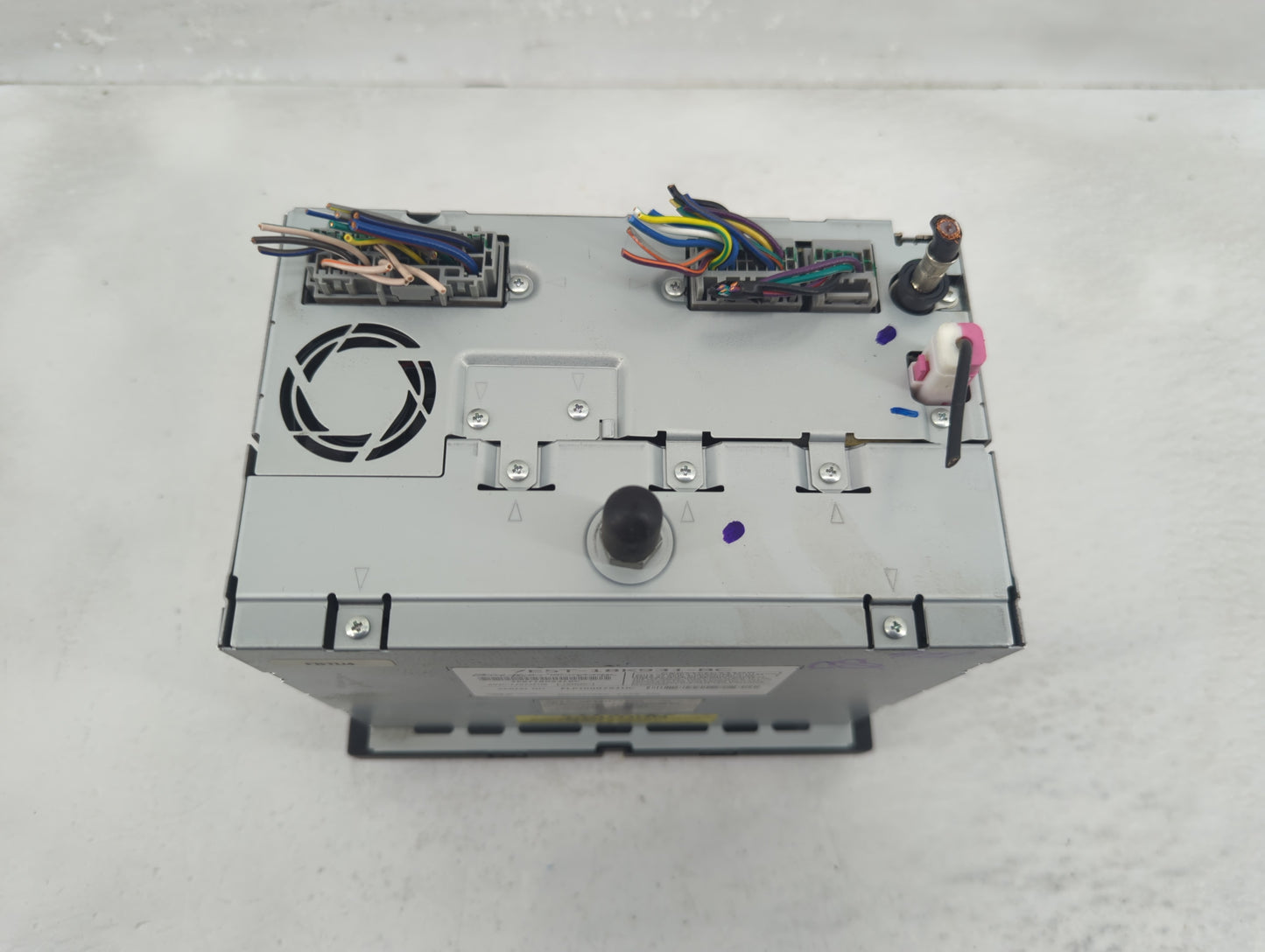 2007 Ford Fusion Radio AM FM Cd Player Receiver Replacement P/N:7E5T-18K931-BC Fits OEM Used Auto Parts - Oemusedautoparts1.