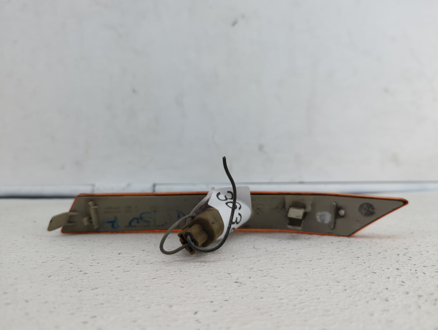 2007 Ford Fusion Tail Light Assembly Passenger Right OEM P/N:400134 002 B Fits OEM Used Auto Parts - Oemusedautoparts1.com