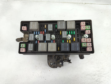 2007-2008 Ford Mustang Fusebox Fuse Box Panel Relay Module Fits Fits 2007 2008 OEM Used Auto Parts