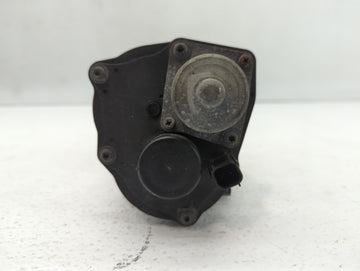 2006-2010 Ford Mustang Throttle Body P/N:6R3E-AA Fits Fits 2004 2005 2006 2007 2008 2009 2010 2011 2012 2013 2014 2015 2016 OEM Used Auto Parts