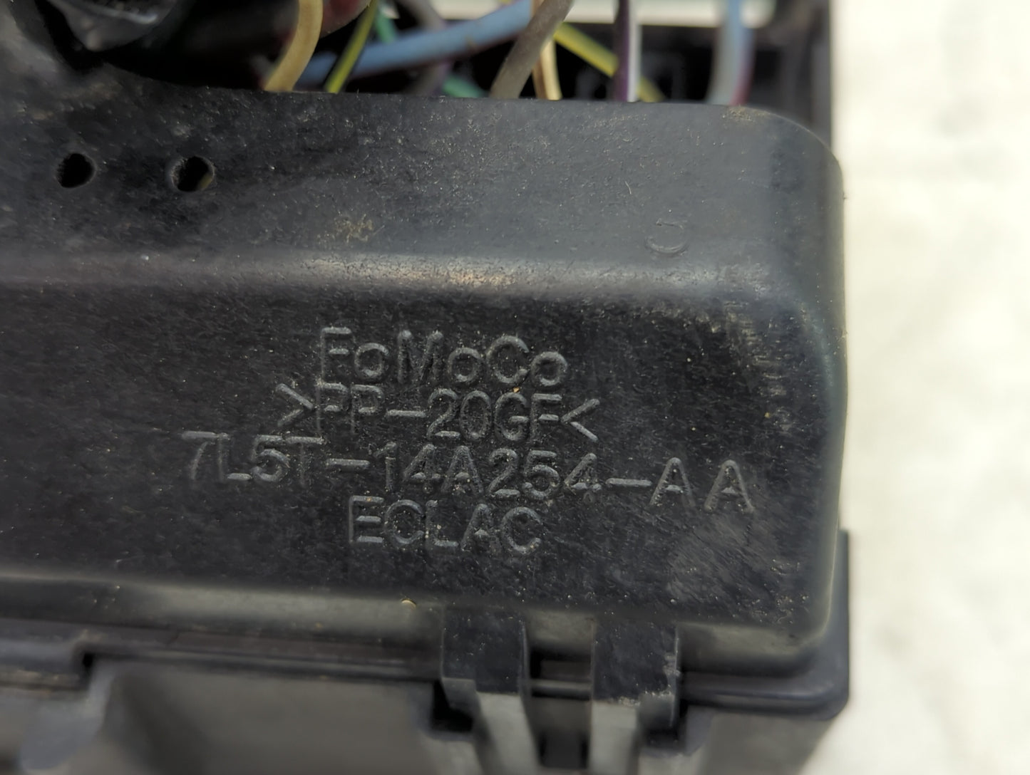 2007-2011 Ford Ranger Fusebox Fuse Box Panel Relay Module P/N:7L5T-14A254-AA 4F1T-14B192-BA Fits Fits 2007 2008 2009 2010 20