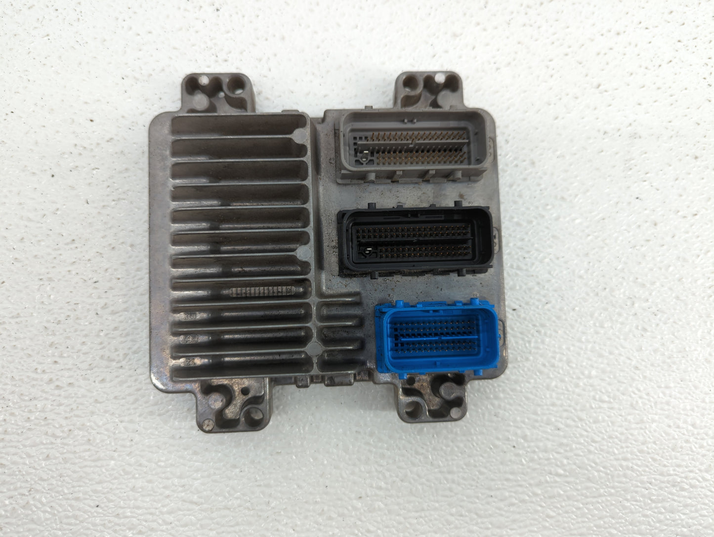 2007 Gmc Acadia Fusebox Fuse Box Panel Relay Module P/N:12605843 15906911 Fits OEM Used Auto Parts - Oemusedautoparts1.com