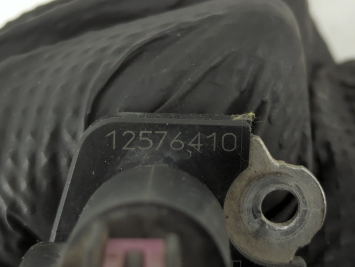 2006-2009 Gmc Envoy Mass Air Flow Meter Maf Sensor 765018 - Oemusedautoparts1.com