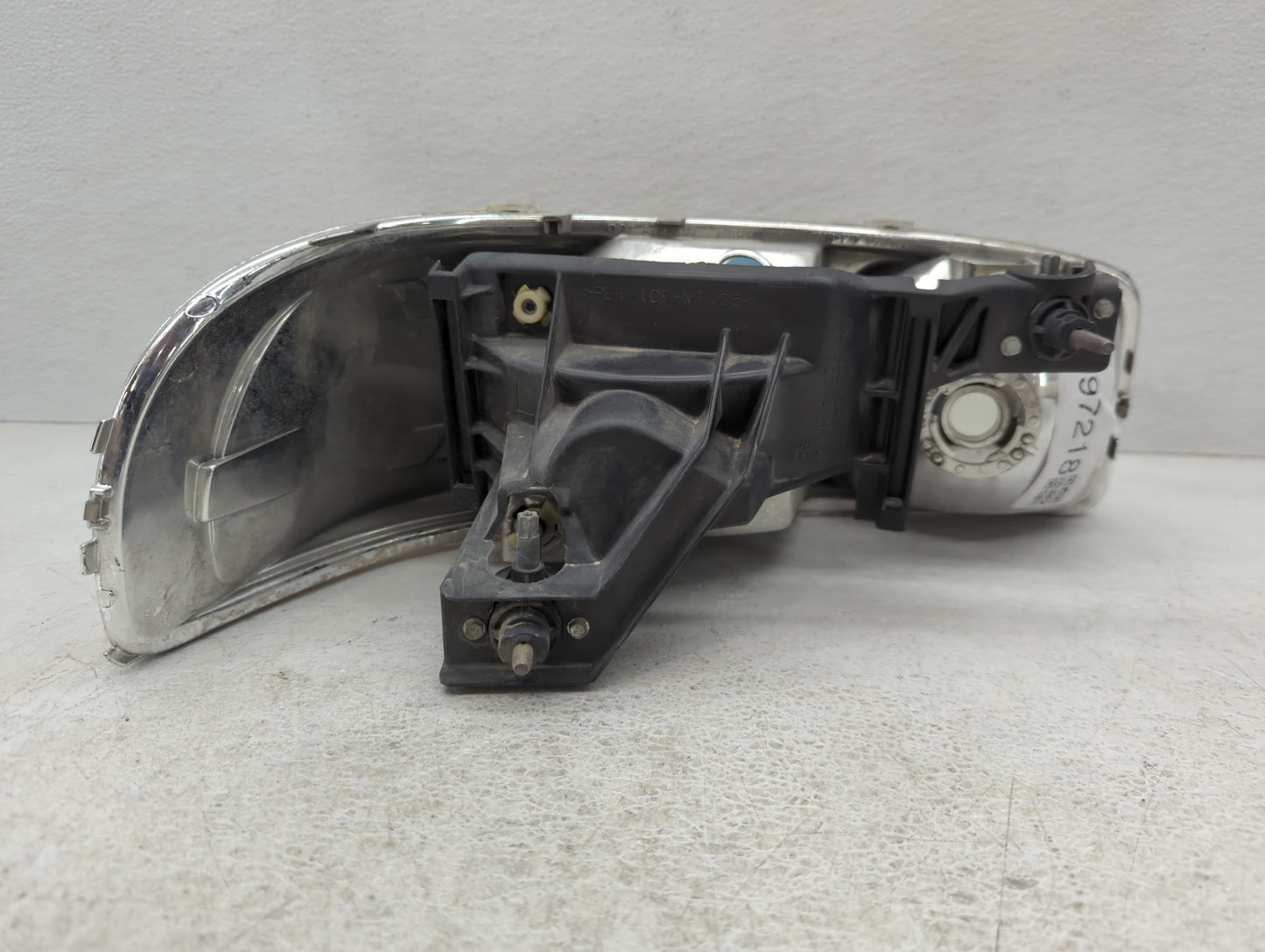 2006-2007 Gmc Sierra 1500 Driver Left Oem Head Light Headlight Lamp - Oemusedautoparts1.com