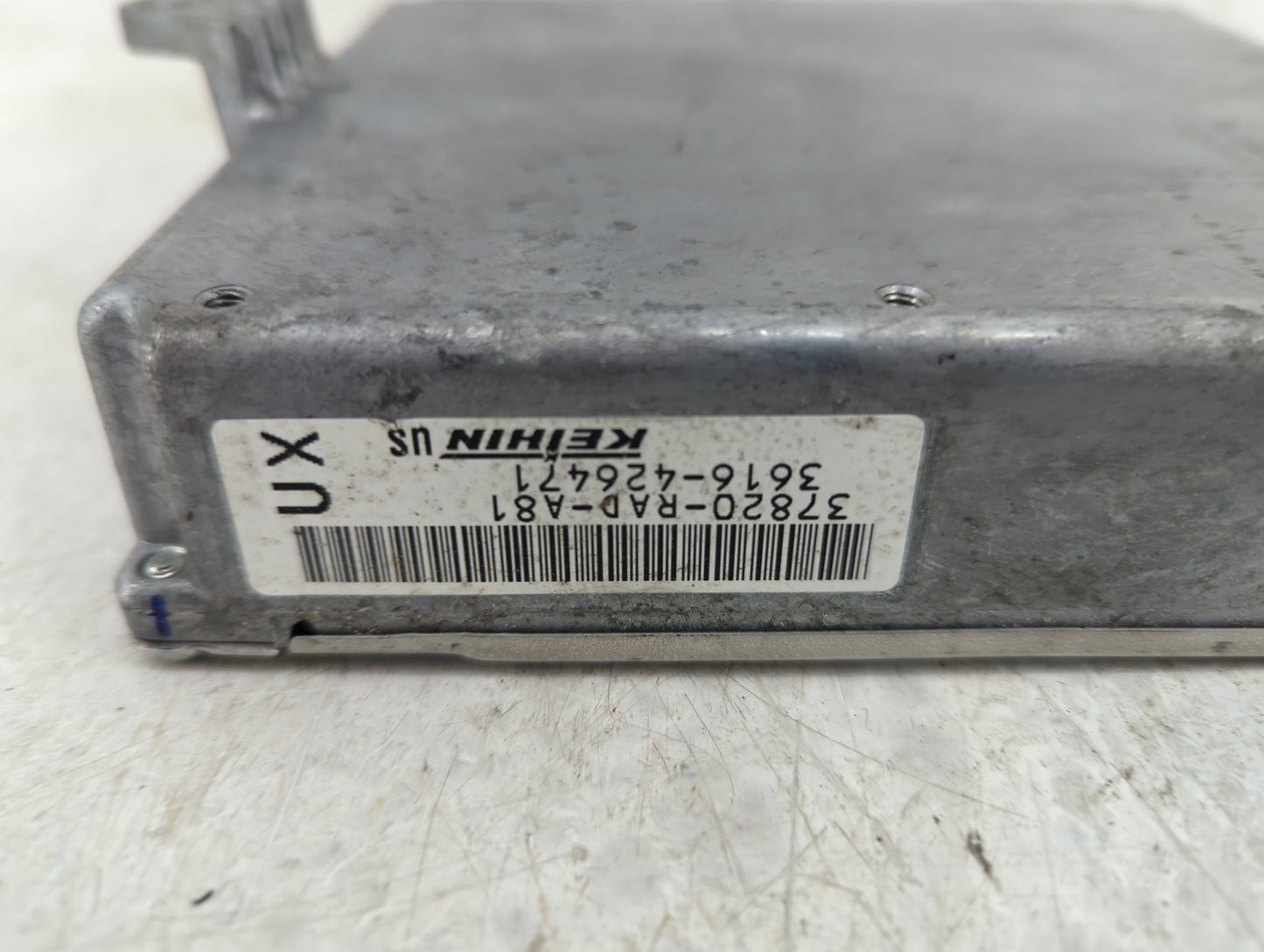 2006-2007 Honda Accord PCM Engine Control Computer ECU ECM PCU OEM P/N:37820-RAD-A81 Fits Fits 2006 2007 OEM Used Auto Parts