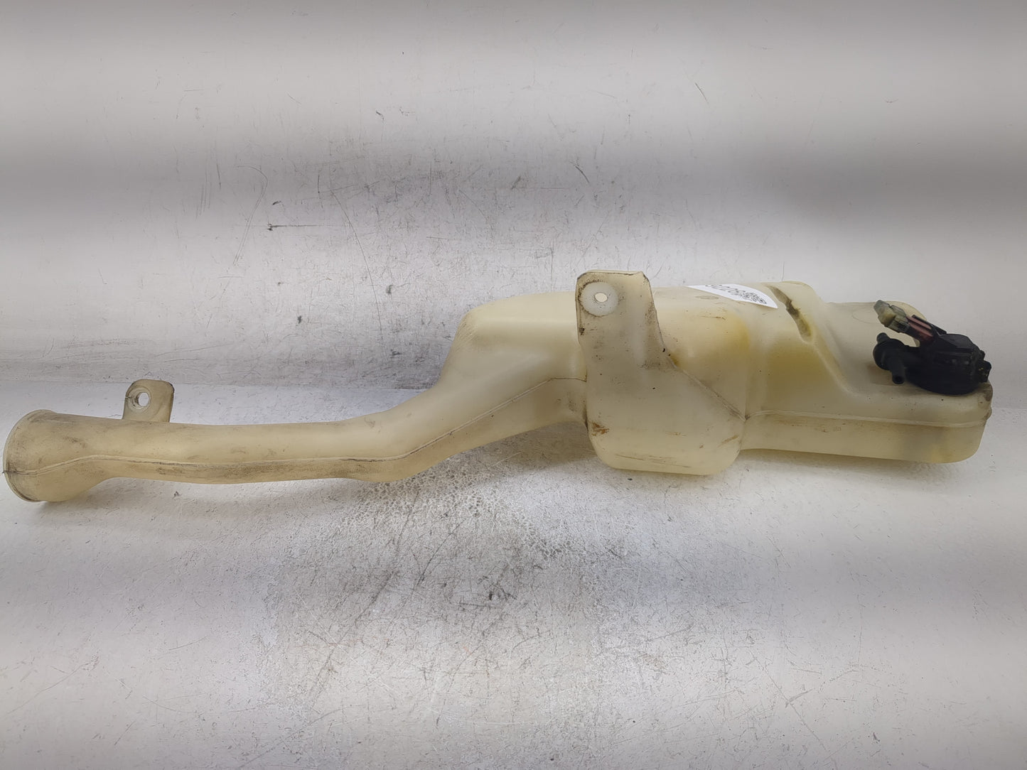 2005-2010 Honda Odyssey Windshield Washer Fluid Reservoir Bottle Oem - Oemusedautoparts1.com