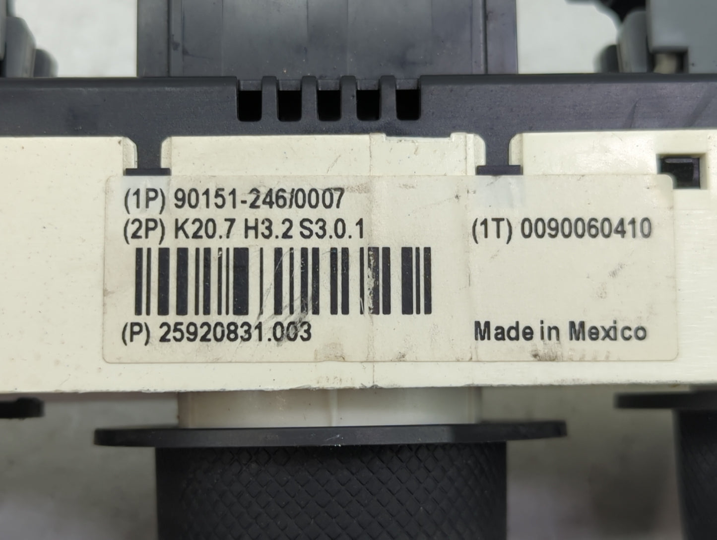 2007 Hummer H3 Climate Control Module Temperature AC/Heater Replacement P/N:25920831 Fits OEM Used Auto Parts - Oemusedautop