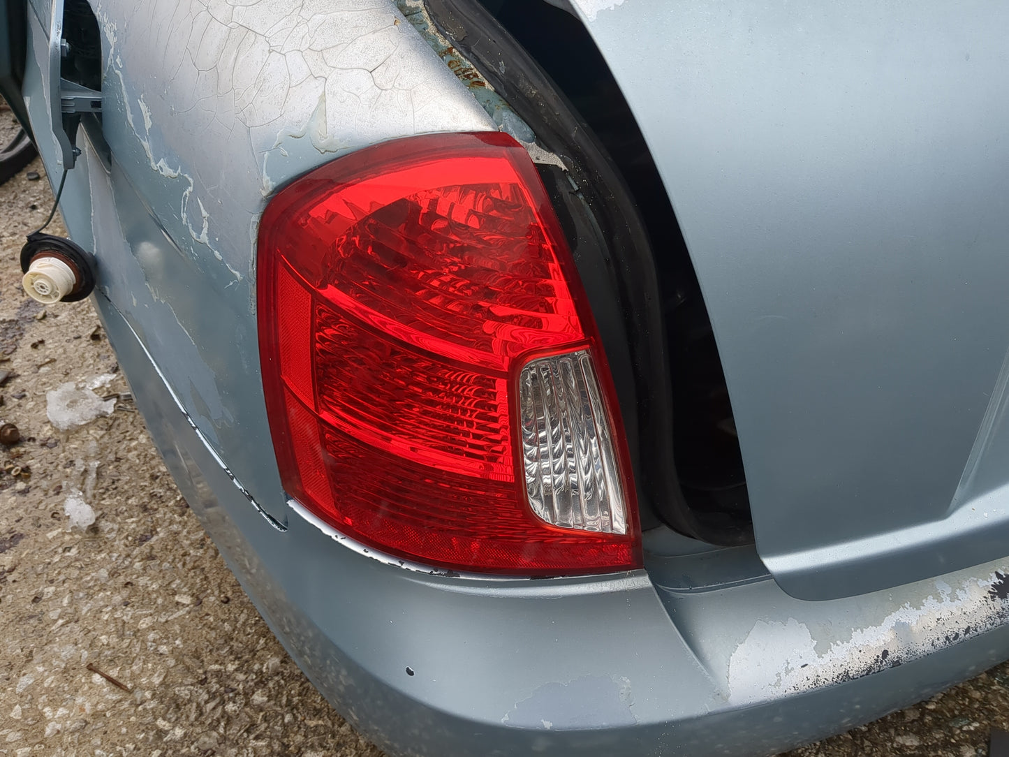 2006-2011 Hyundai Accent Tail Light Assembly Driver Left OEM Fits Fits 2006 2007 2008 2009 2010 2011 OEM Used Auto Parts - O