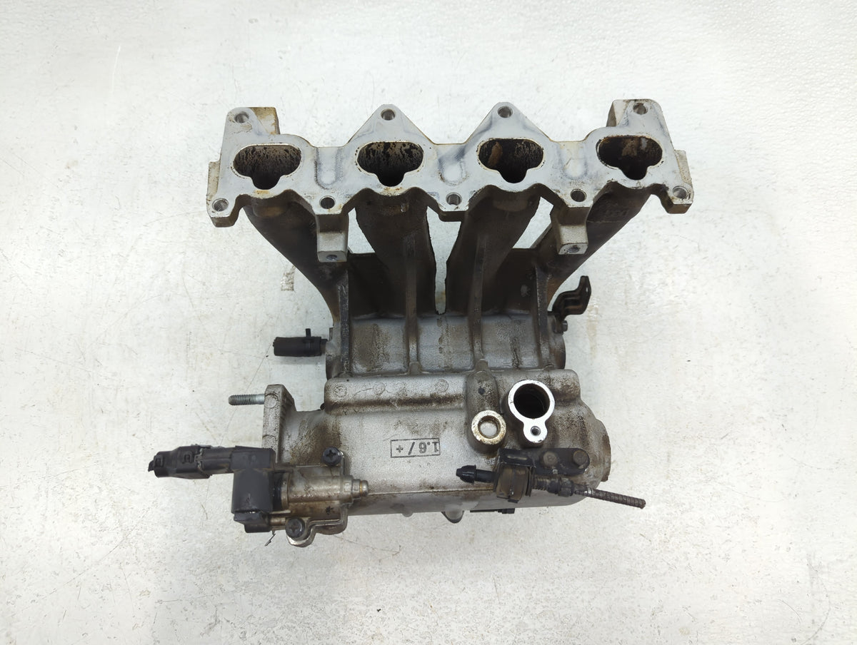 2007-2011 Hyundai Accent Air Intake Manifold P/N:051024C 05202BW Fits Fits 2006 2007 2008 2009 2010 2011 OEM Used Auto Parts