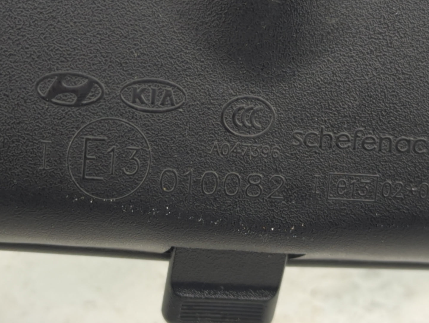 2001-2012 Hyundai Elantra Interior Rear View Mirror Replacement OEM Fits OEM Used Auto Parts - Oemusedautoparts1.com