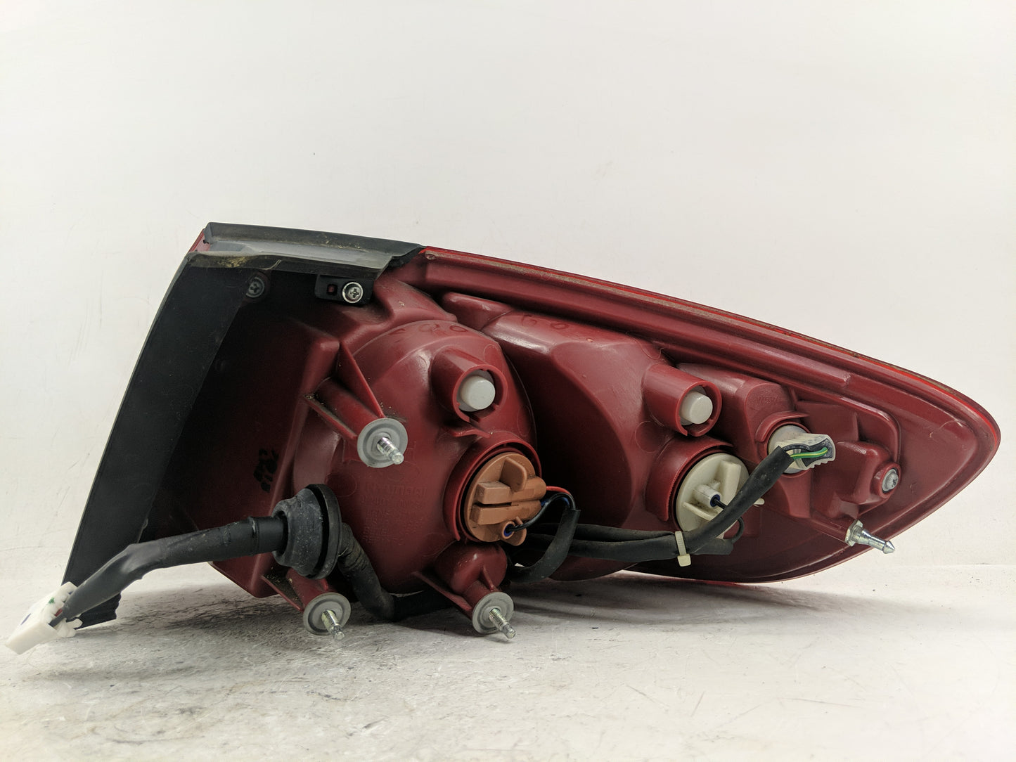 2007 Hyundai Santa Fe Tail Light Assembly Driver Left OEM Fits OEM Used Auto Parts - Oemusedautoparts1.com