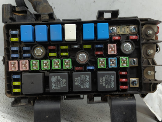 2006-2010 Hyundai Sonata Fusebox Fuse Box Panel Relay Module P/N:91950-3K540 91951-2W000 Fits Fits 2006 2007 2008 2009 2010 OEM Used Auto Parts