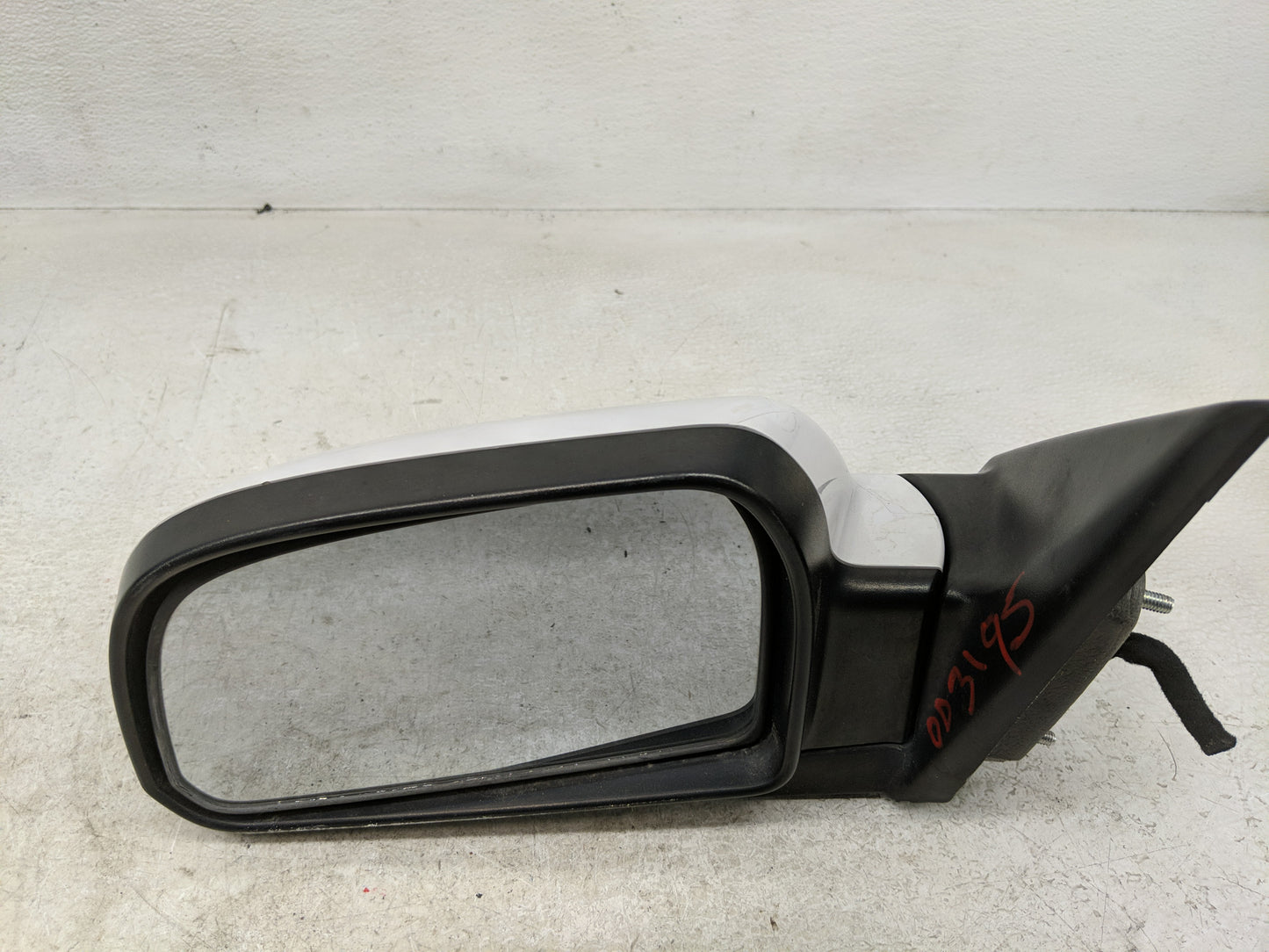 2005-2009 Hyundai Tucson Side Mirror Replacement Driver Left View Door Mirror P/N:E4012269 E4012268 Fits OEM Used Auto Parts