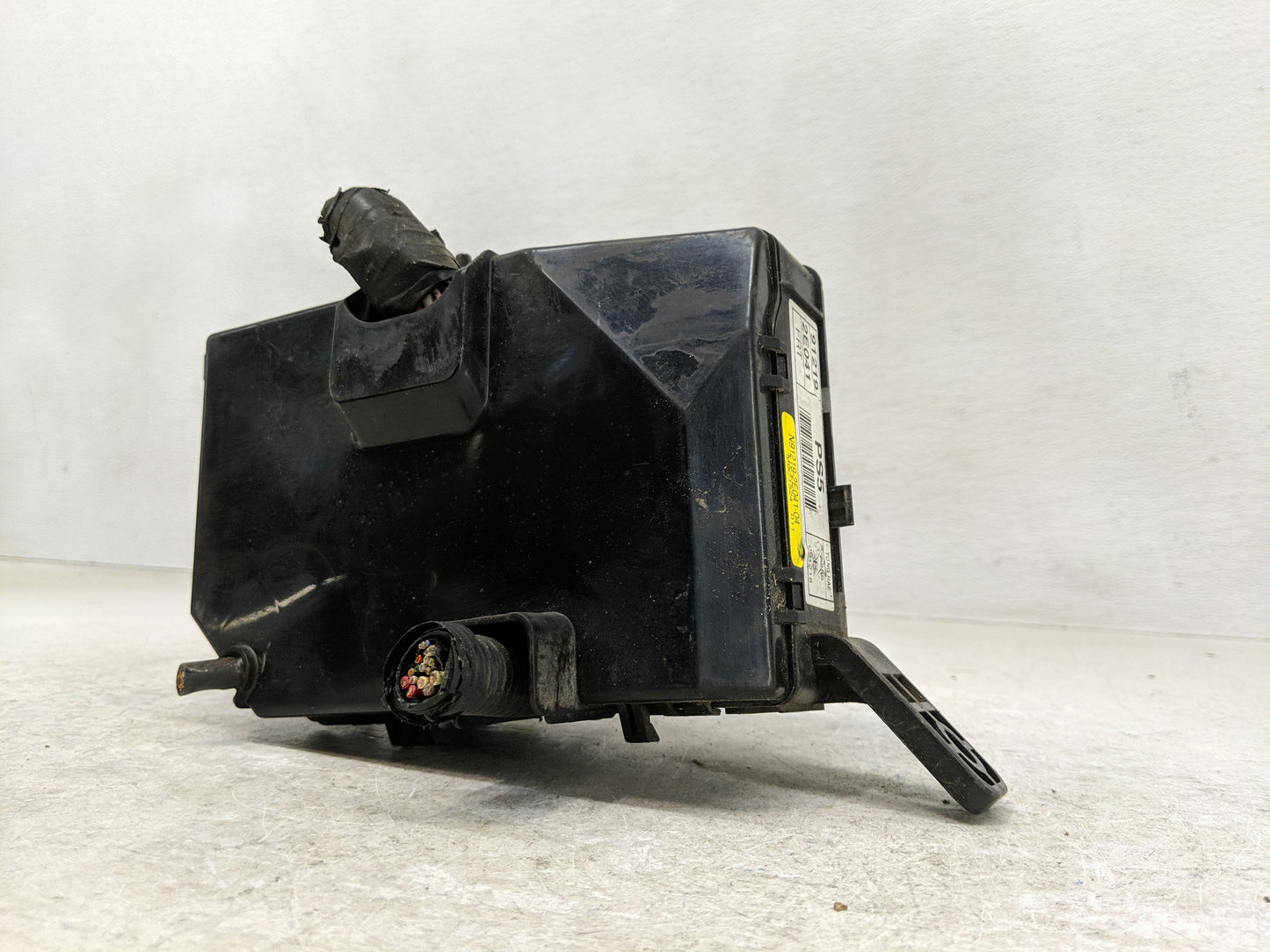 Hyundai Tucson Fusebox Fuse Box Relay Module Tipm 91210-2e101 - Oemusedautoparts1.com