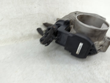 2007-2012 Hyundai Veracruz Throttle Body P/N:35100-3C200 Fits Fits 2006 2007 2008 2009 2010 2011 2012 OEM Used Auto Parts