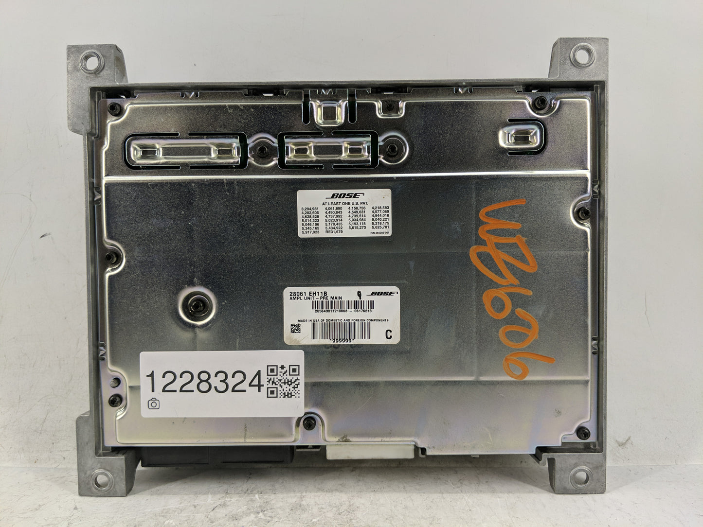 2006-2007 Infiniti M35 Radio AM FM Cd Player Receiver Replacement P/N:28061 EH11B Fits Fits 2006 2007 OEM Used Auto Parts -