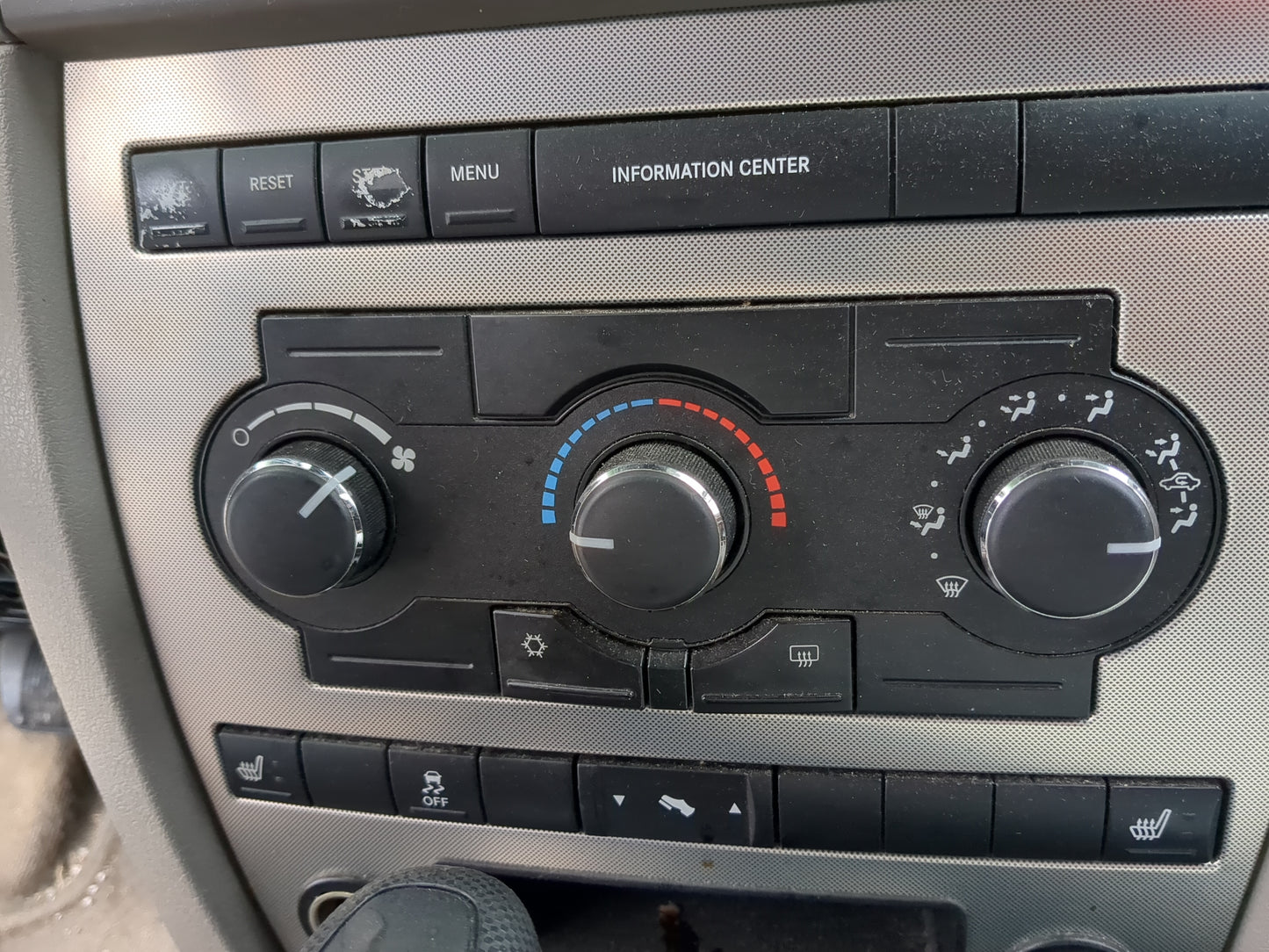 2005-2007 Jeep Grand Cherokee Climate Control Module Temperature AC/Heater Replacement Fits Fits 2005 2006 2007 OEM Used Aut