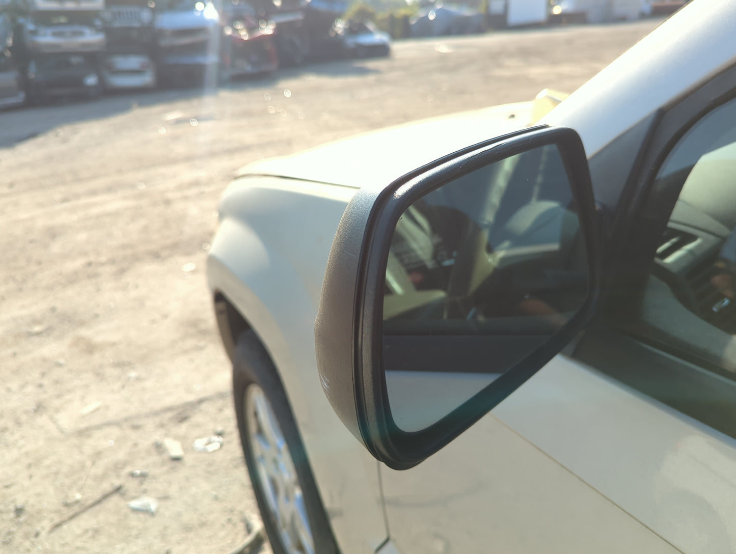 2005-2010 Jeep Grand Cherokee Driver Side View Mirror - Left Door Mirror OEM Used - Oemusedautoparts1.com