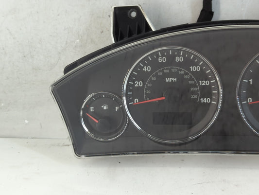 2007 Jeep Grand Cherokee Instrument Cluster Speedometer Gauges P/N:CR-0034-103-M0-CD 05172317AD Fits OEM Used Auto Parts