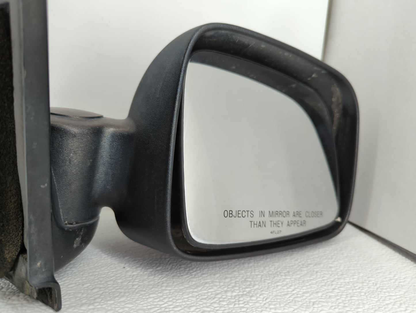 2002-2007 Jeep Liberty Passenger Side View Mirror - Right Door Mirror OEM Used - Oemusedautoparts1.com