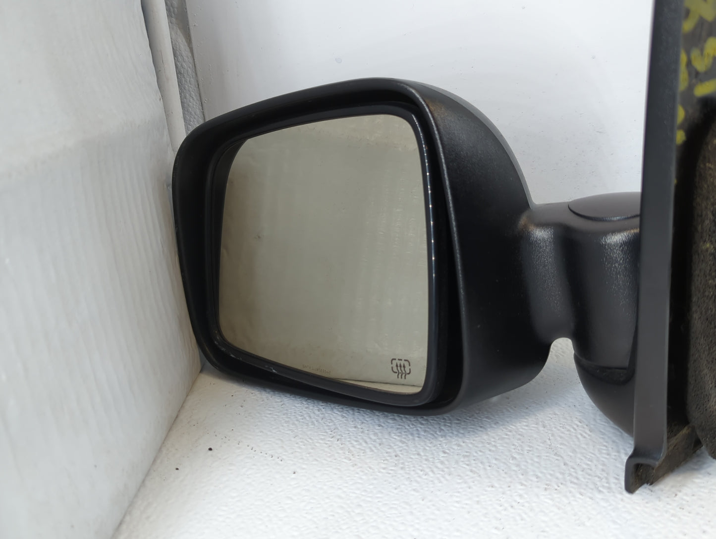 2002-2007 Jeep Liberty Driver Side View Mirror - Left Door Mirror OEM Used - Oemusedautoparts1.com