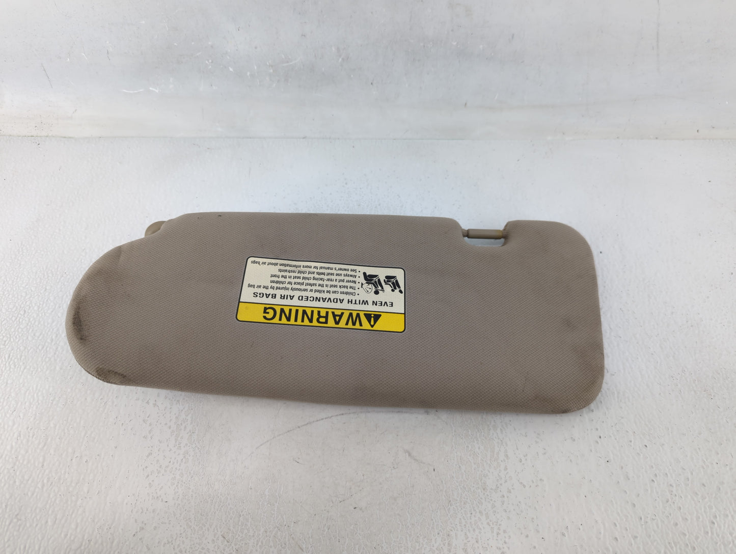 2007 Kia Sorento Sun Visor Shade Replacement Passenger Right Mirror Fits OEM Used Auto Parts - Oemusedautoparts1.com