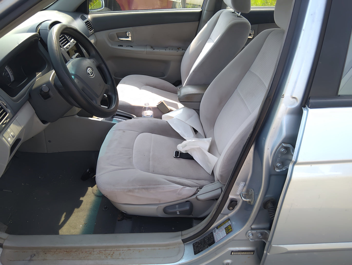 2004-2009 Kia Spectra Driver Front Seat Oem 5034160 - Oemusedautoparts1.com