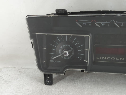 2007 Lincoln Navigator Instrument Cluster Speedometer Gauges P/N:7L7T-10849-AM Fits OEM Used Auto Parts