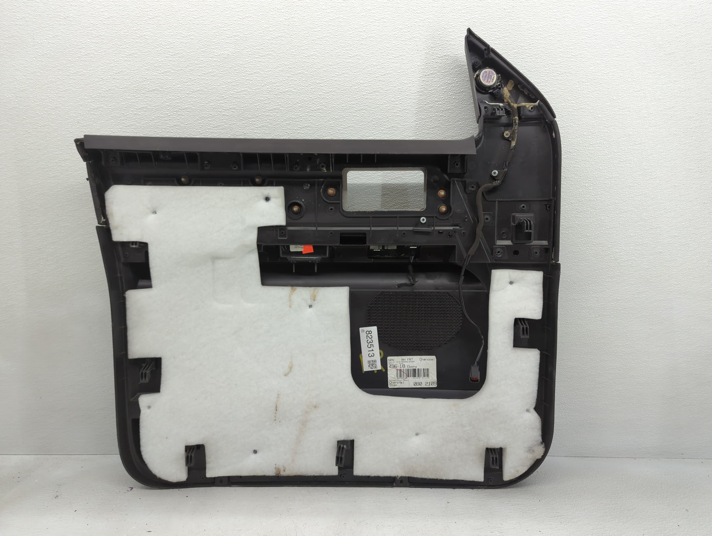 2007 Lincoln Navigator Front Right Passenger Interior Door Panel Trim - Oemusedautoparts1.com