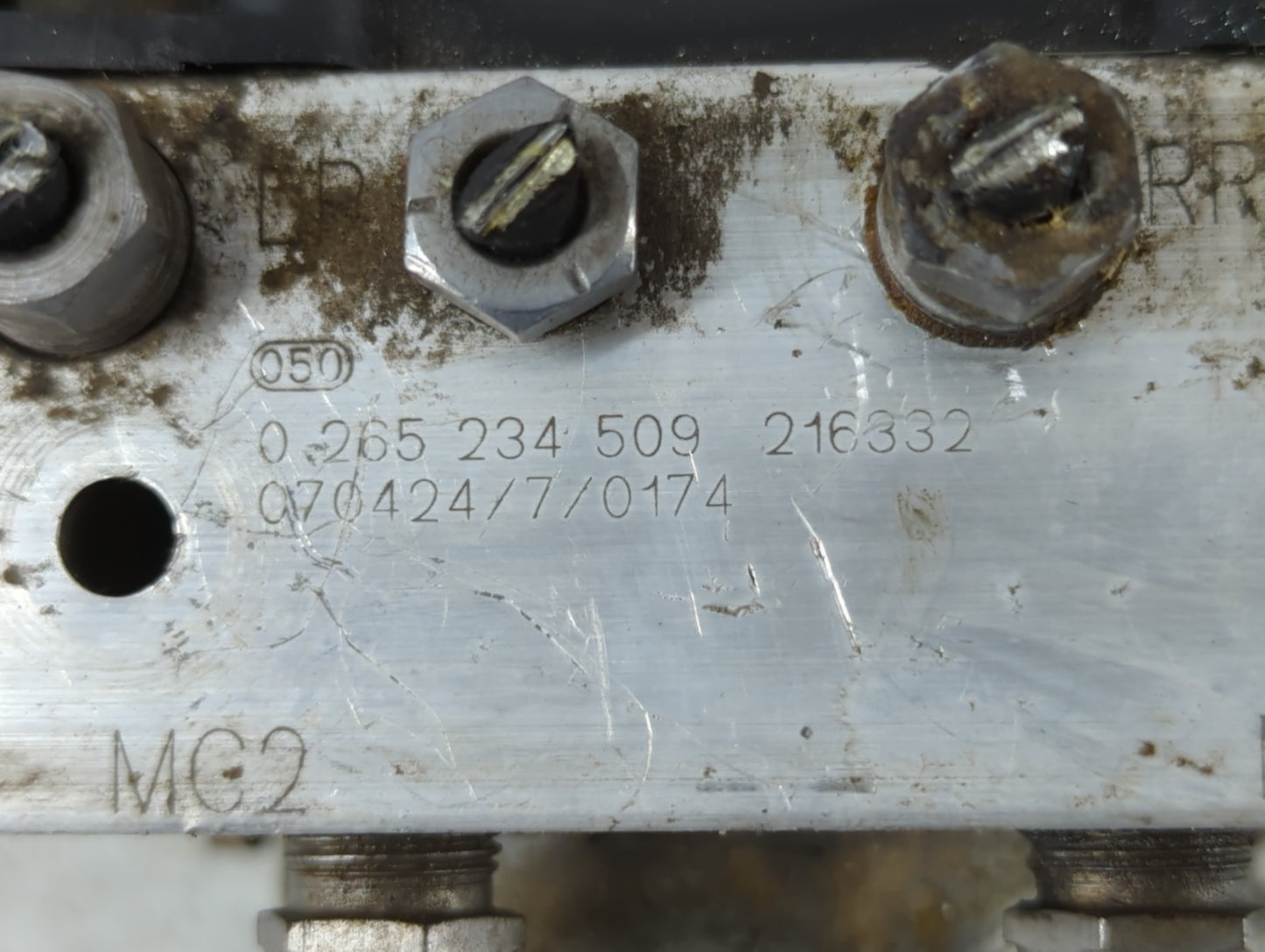 2007 Maserati Quattroporte ABS Pump Control Module Replacement P/N:216332 0 265 234 509 Fits OEM Used Auto Parts - Oemusedau