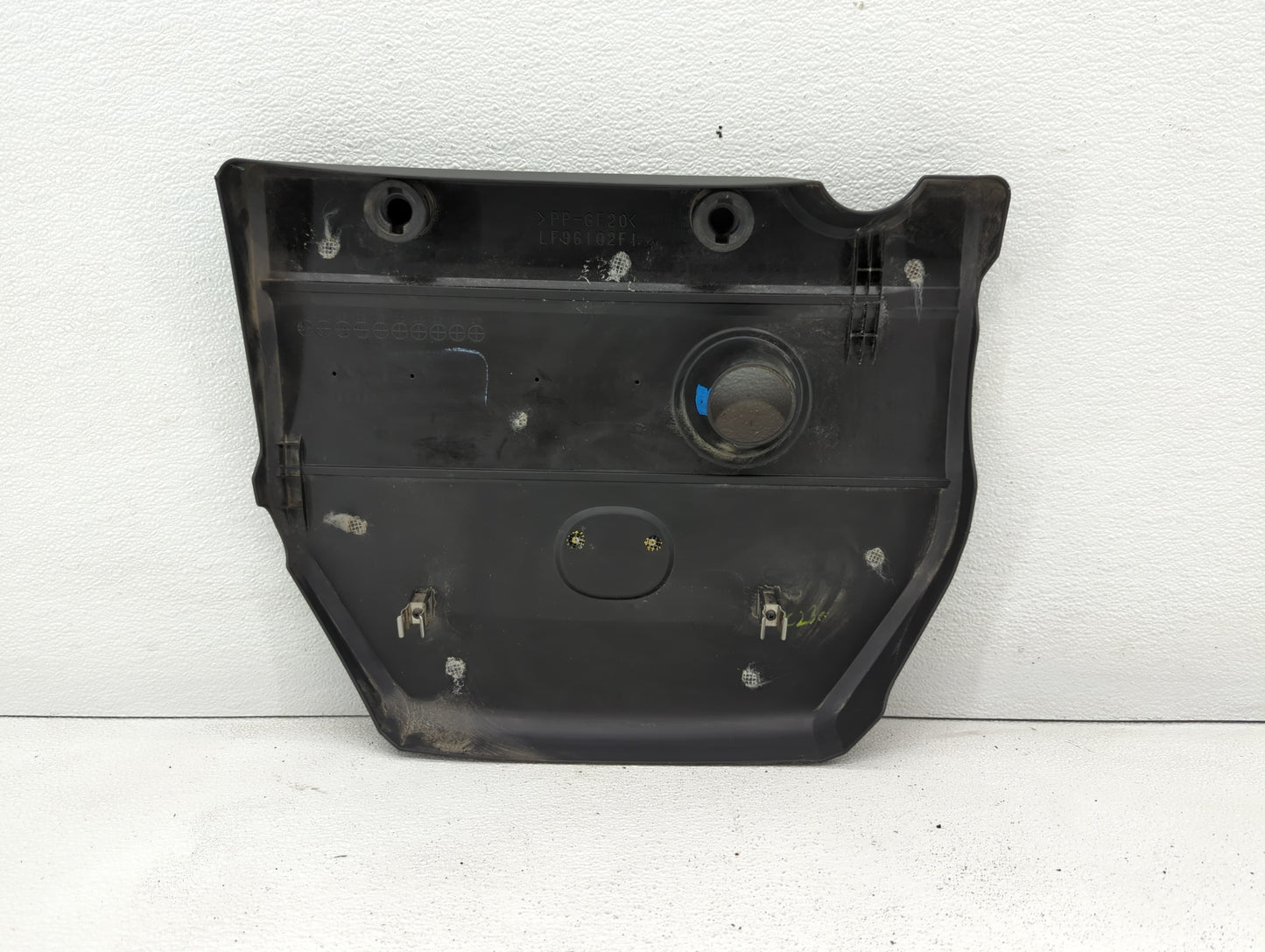 2007 Mazda 3 Engine Cover - Oemusedautoparts1.com