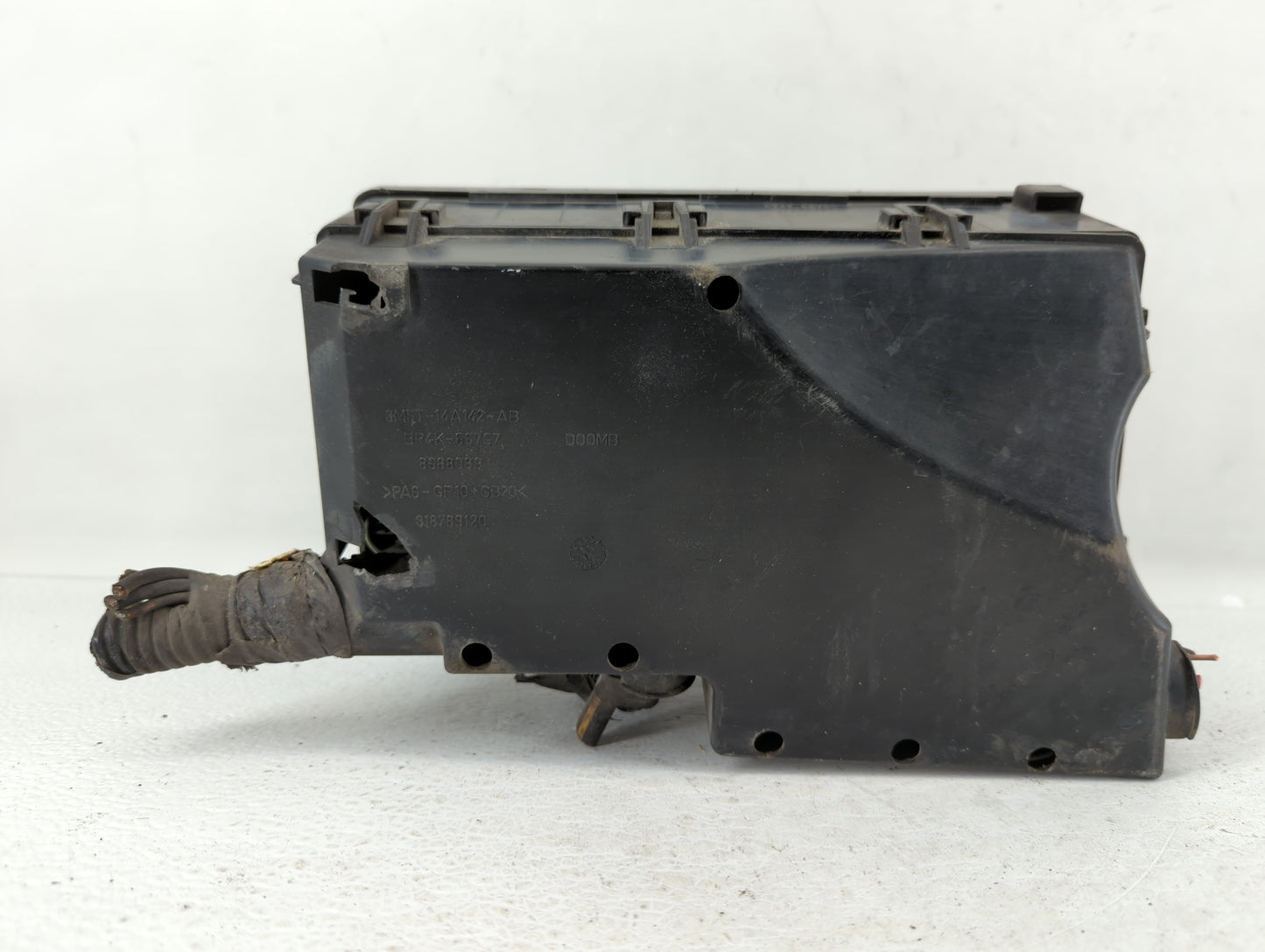 2004-2009 Mazda 3 Fusebox Fuse Box Panel Relay Module P/N:BP4K-66765 Fits Fits 2004 2005 2006 2007 2008 2009 OEM Used Auto P