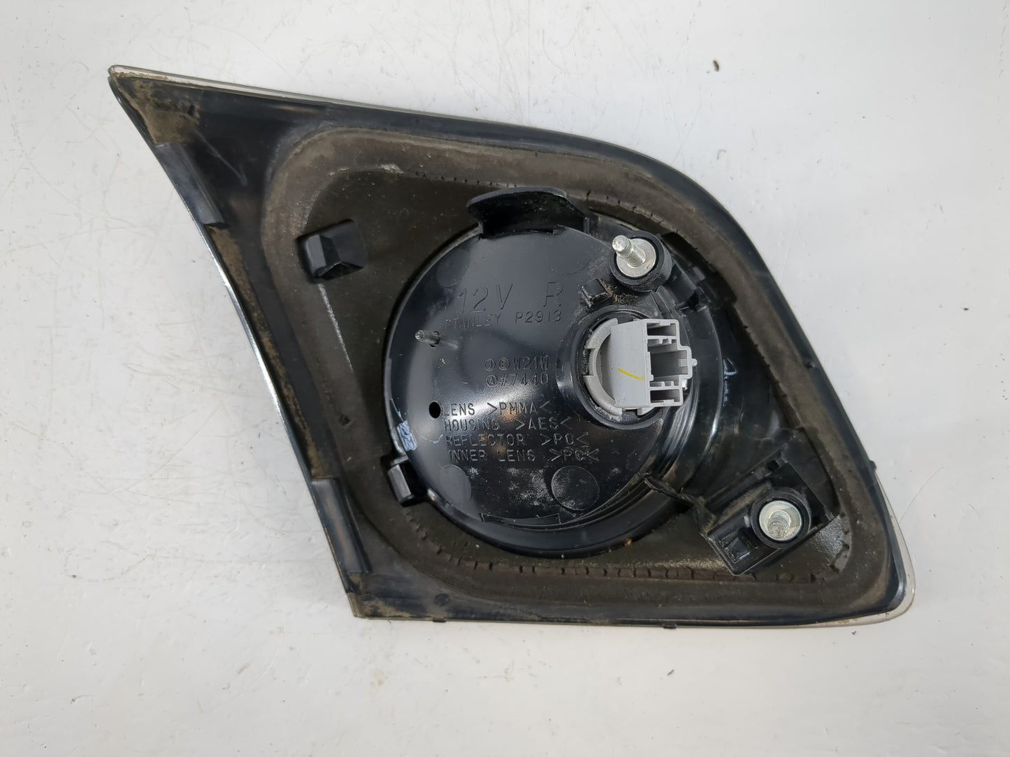 2007 Mazda 3 Passenger Right Side Tail Light Taillight Deck Lid Mounted - Oemusedautoparts1.com