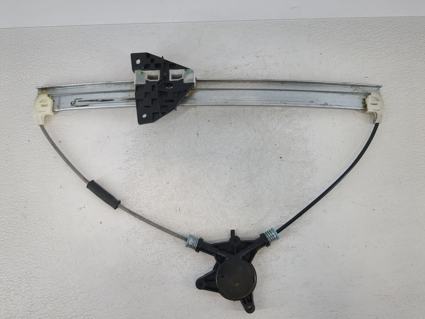 2007 Mazda 6 Driver Left Front Window Regulator - Oemusedautoparts1.com