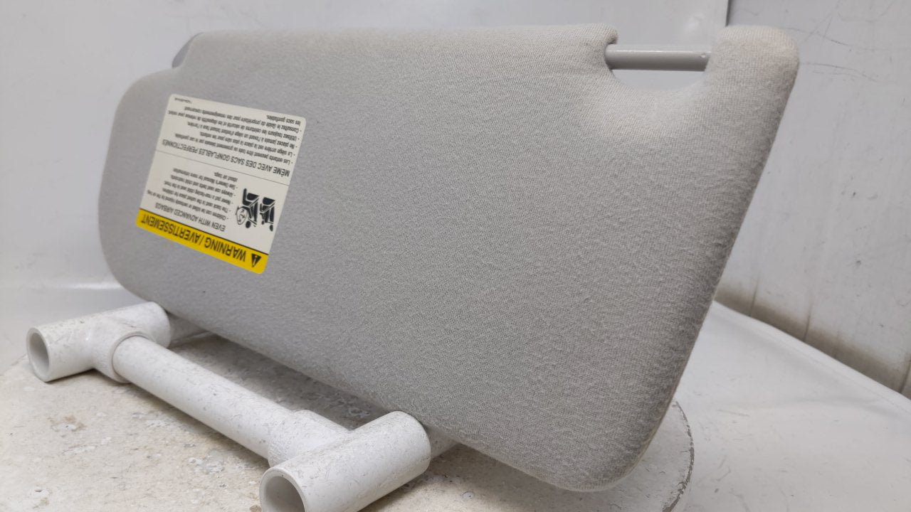 2007 Mazda 6 Sun Visor Shade Replacement Passenger Right Mirror Fits OEM Used Auto Parts - Oemusedautoparts1.com