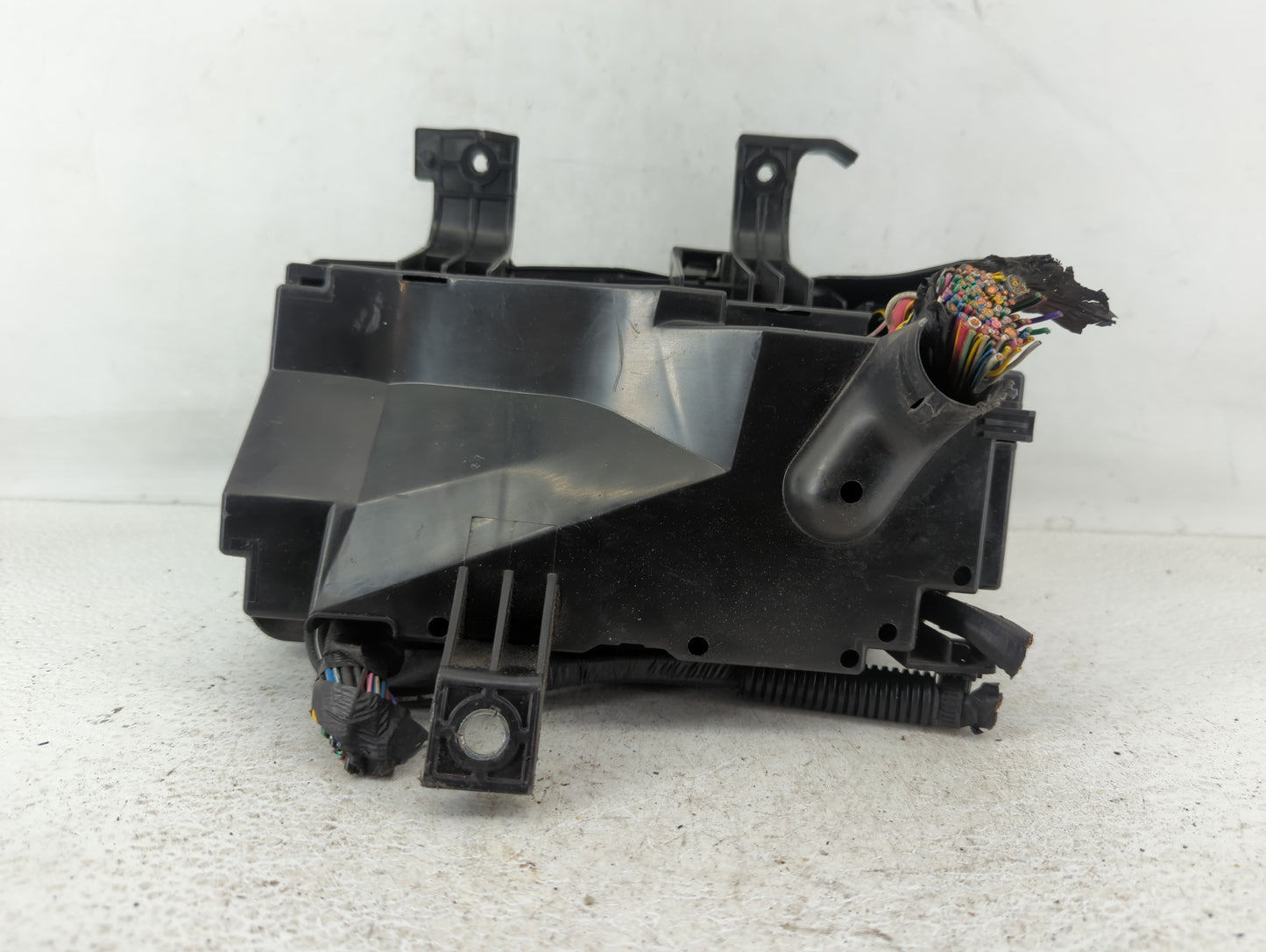 2006-2008 Mazda 6 Fusebox Fuse Box Panel Relay Module P/N:GR6A-66760 Fits Fits 2006 2007 2008 OEM Used Auto Parts - Oemuseda