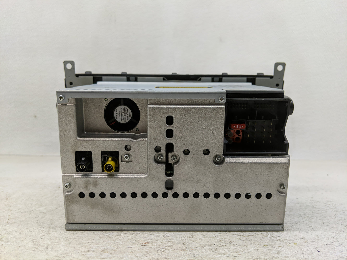 2007 Mercedes-Benz C230 Radio AM FM Cd Player Receiver Replacement P/N:A 203 870 73 89 80 Fits OEM Used Auto Parts - Oemused