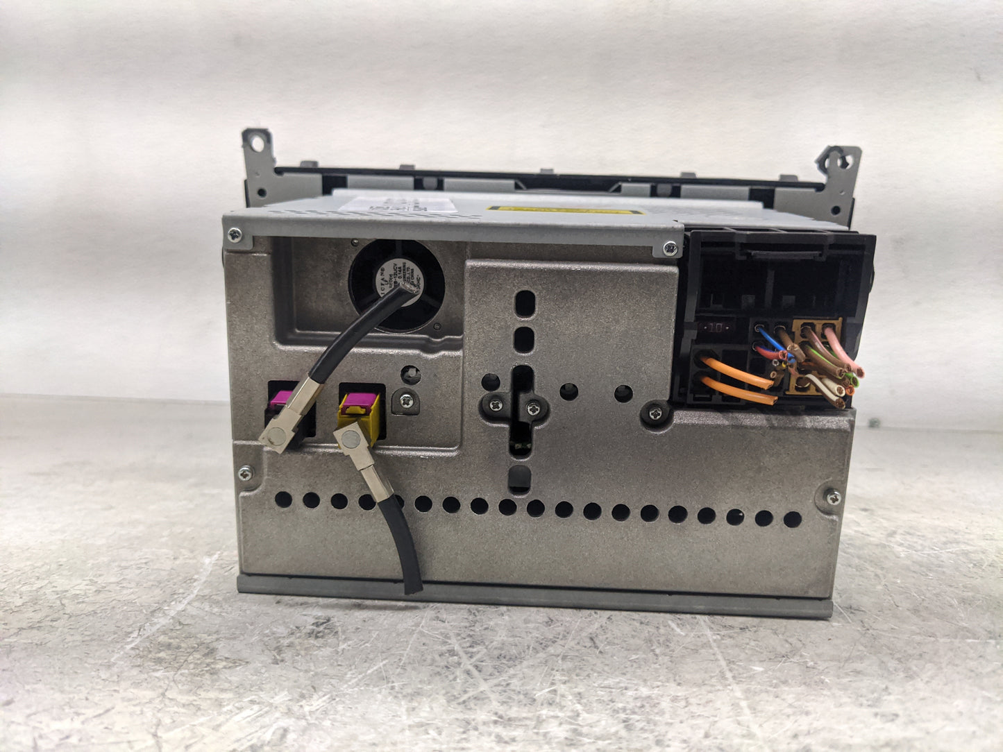 2007 Mercedes-Benz C280 Radio AM FM Cd Player Receiver Replacement P/N:A 203 870 73 89 Fits OEM Used Auto Parts - Oemusedaut